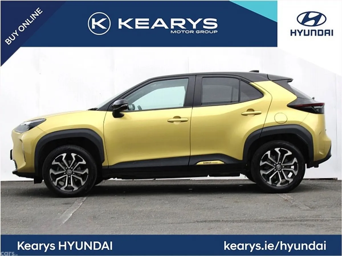 Toyota Yaris Cross Hatchback, Petrol Hybrid, 2024, Yellow