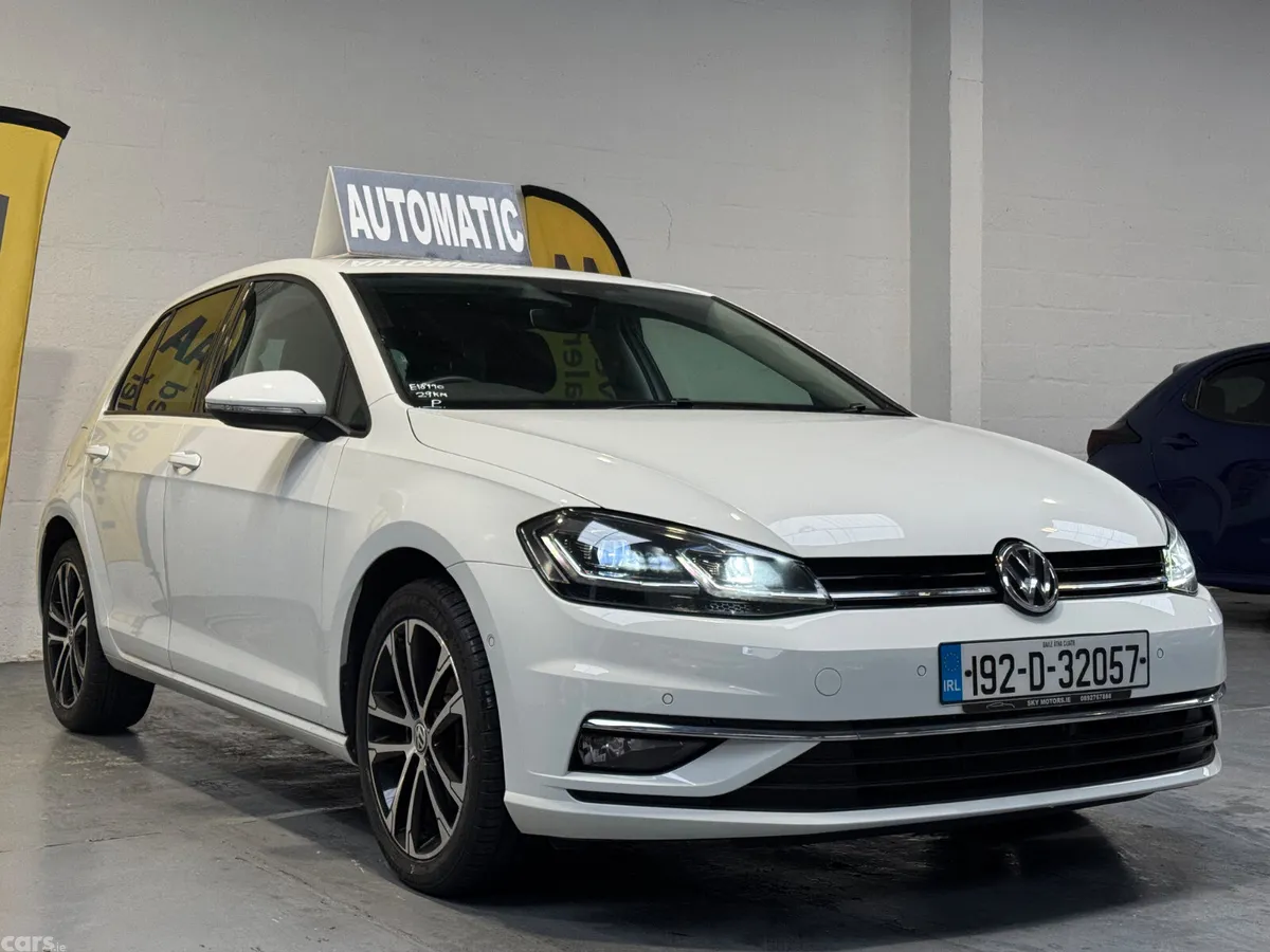 Volkswagen Golf Hatchback, Petrol, 2019, White