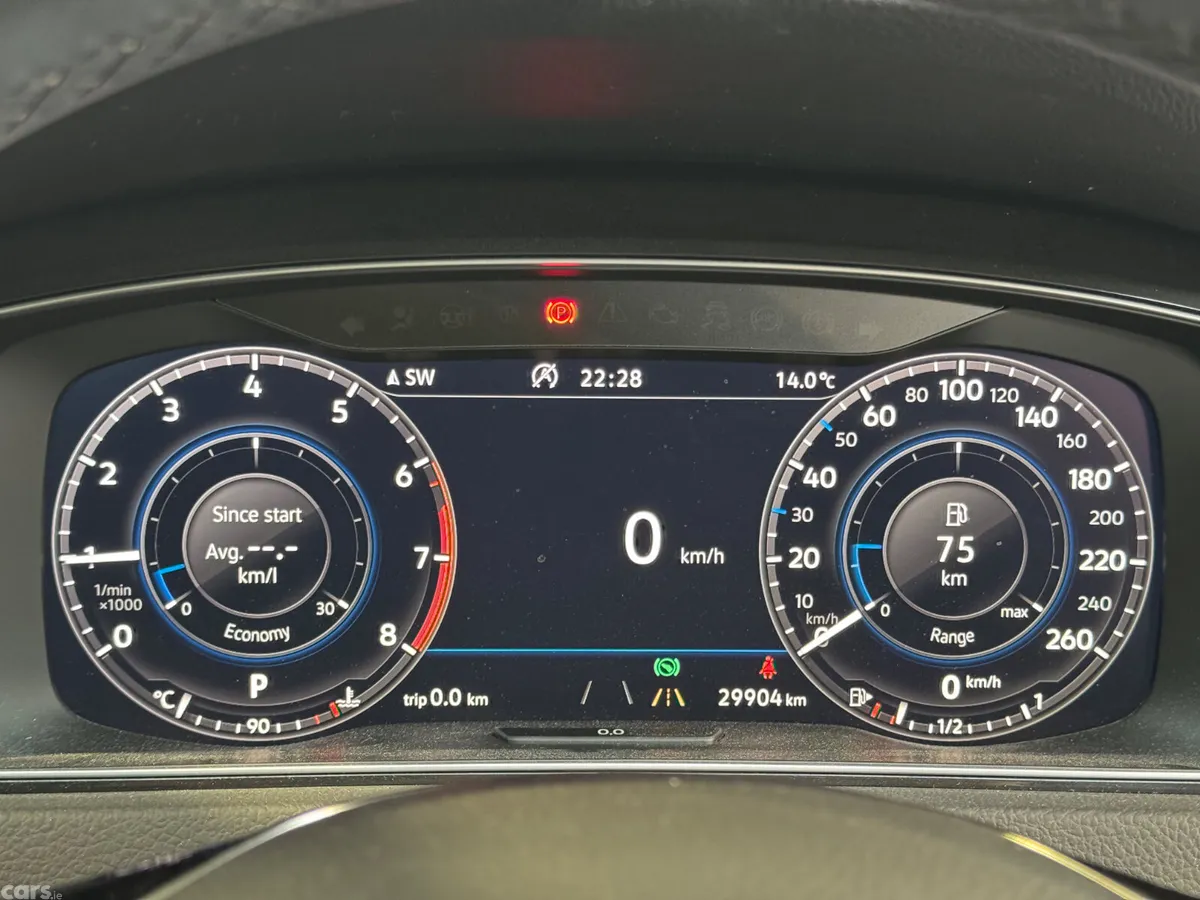 Volkswagen Golf Hatchback, Petrol, 2019, White
