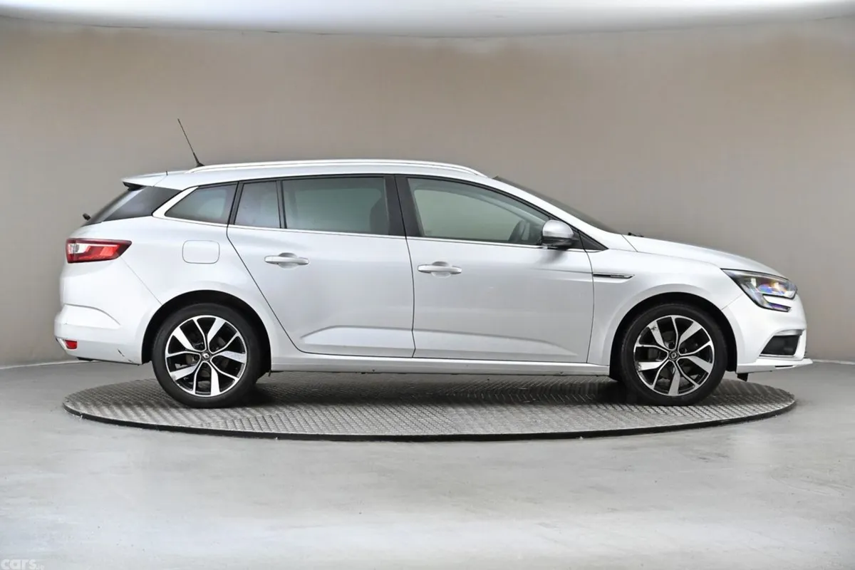 Renault Megane Estate, Diesel, 2019, Grey