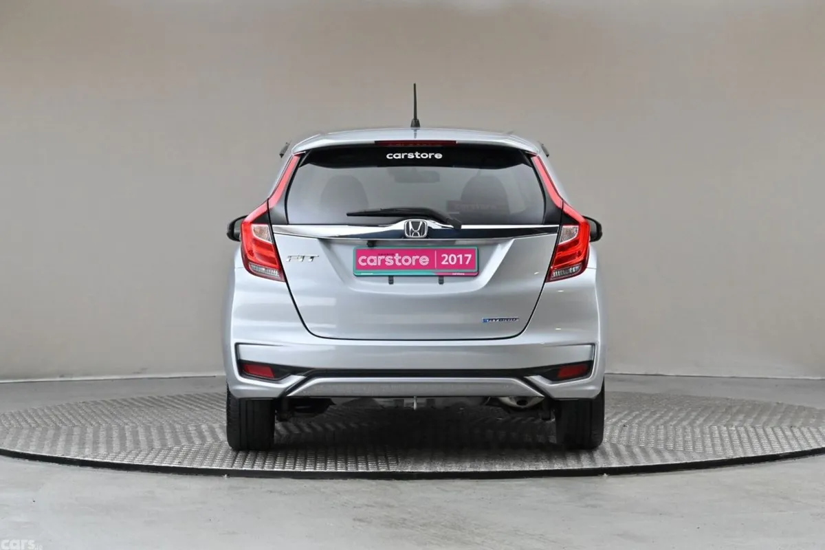 Honda Fit Hatchback, Petrol Hybrid, 2017, Silver