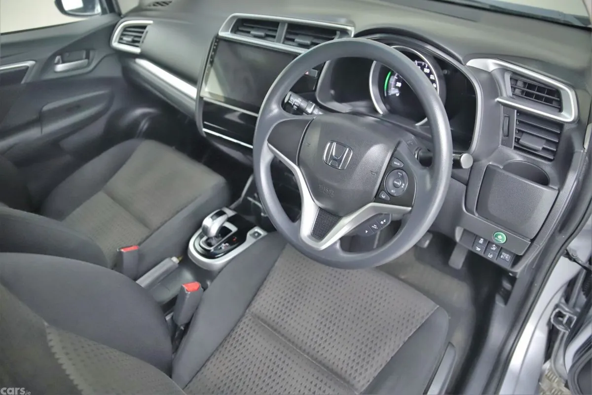 Honda Fit Hatchback, Petrol Hybrid, 2017, Silver