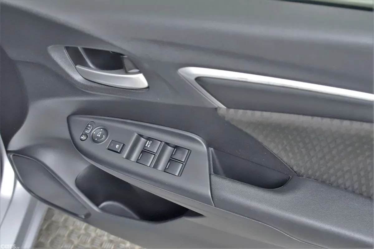 Honda Fit Hatchback, Petrol Hybrid, 2017, Silver