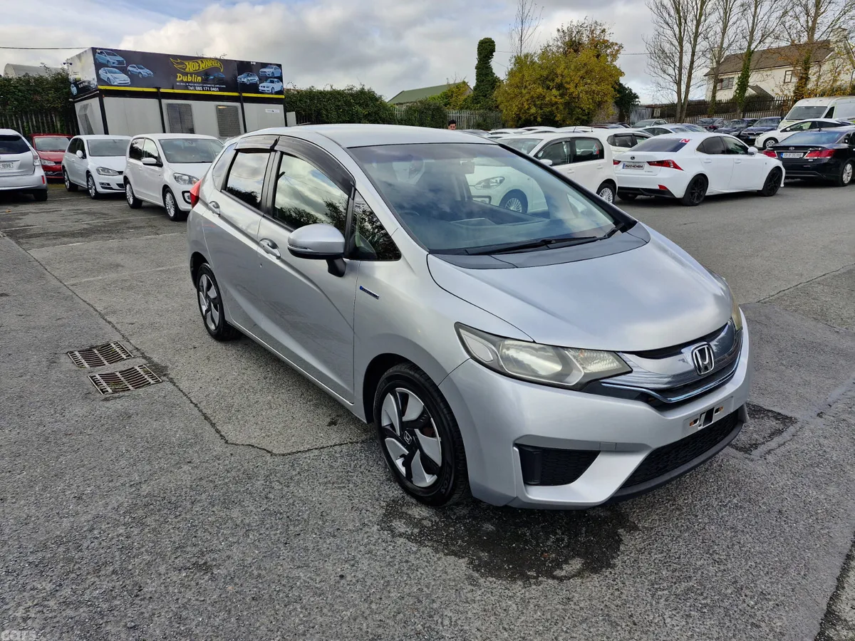 Honda Fit Hatchback, Petrol Hybrid, 2013, Silver