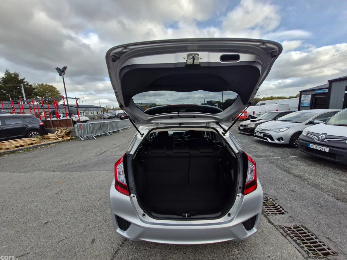 Honda Fit Hatchback, Petrol Hybrid, 2013, Silver