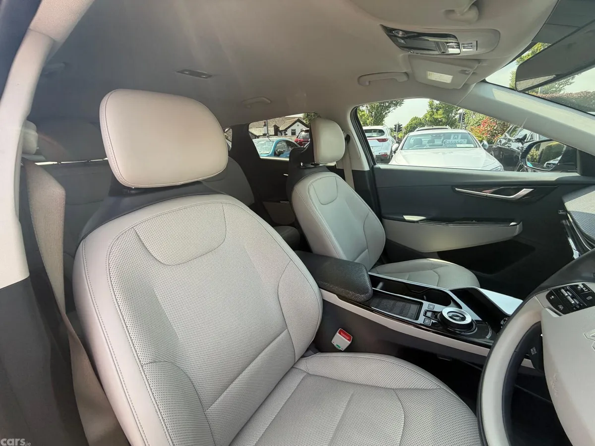 Kia EV6 MPV, Electric, 2022, Blue