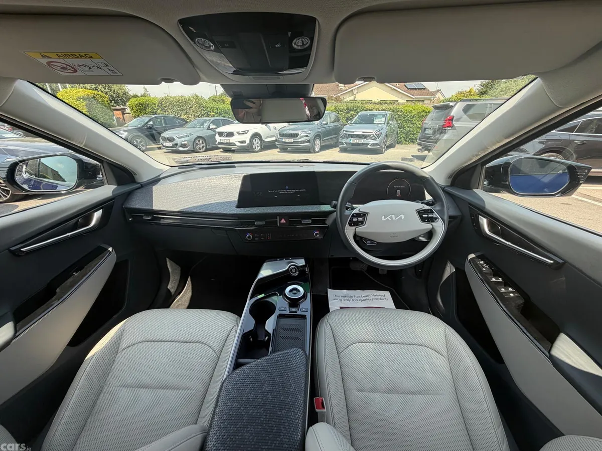 Kia EV6 MPV, Electric, 2022, Blue
