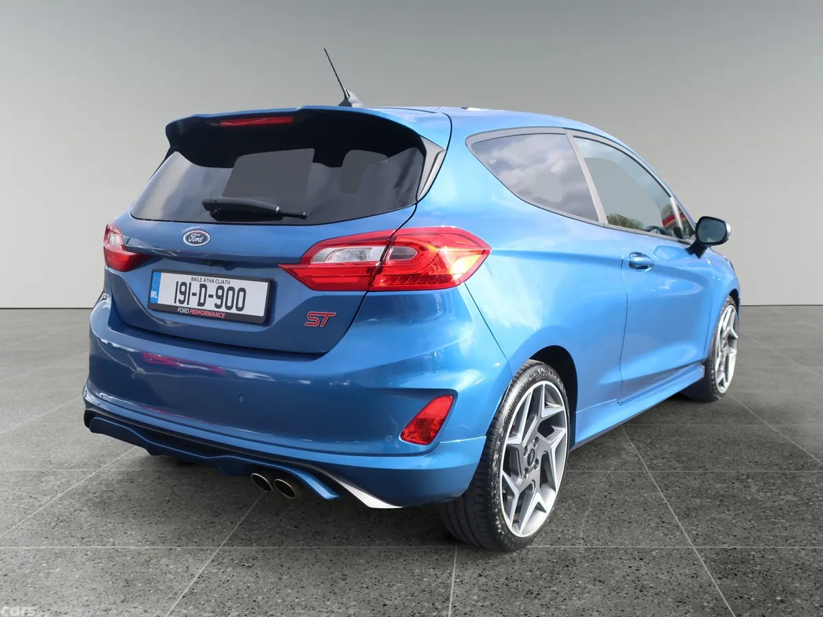 Ford Fiesta Hatchback, Petrol, 2019, Blue