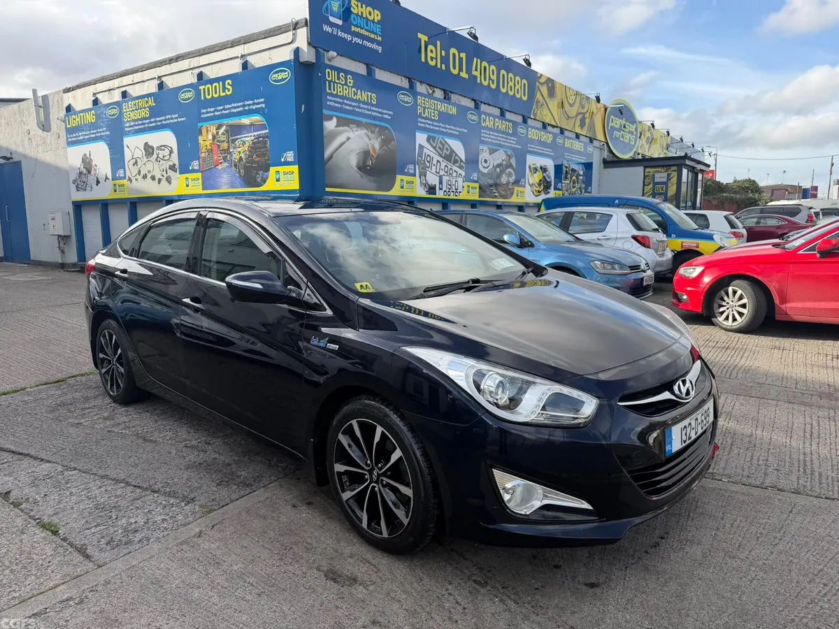 Hyundai i40 Saloon, Diesel, 2013, Blue