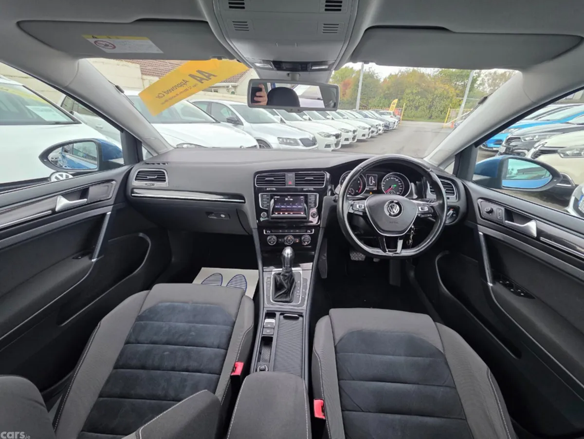 Volkswagen Golf Hatchback, Petrol, 2013, Blue