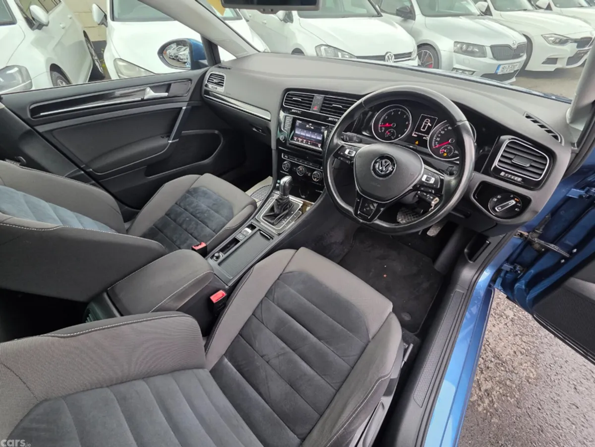 Volkswagen Golf Hatchback, Petrol, 2013, Blue