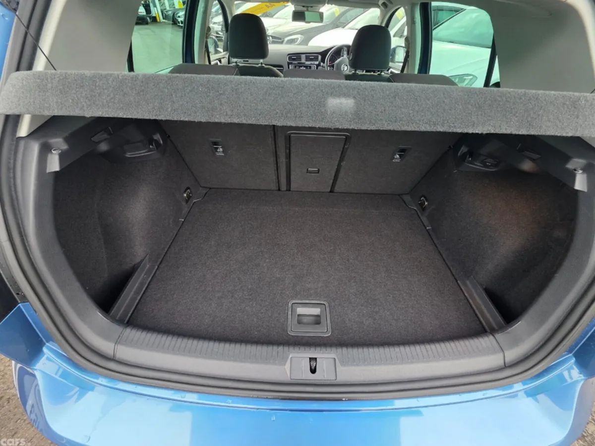 Volkswagen Golf Hatchback, Petrol, 2013, Blue