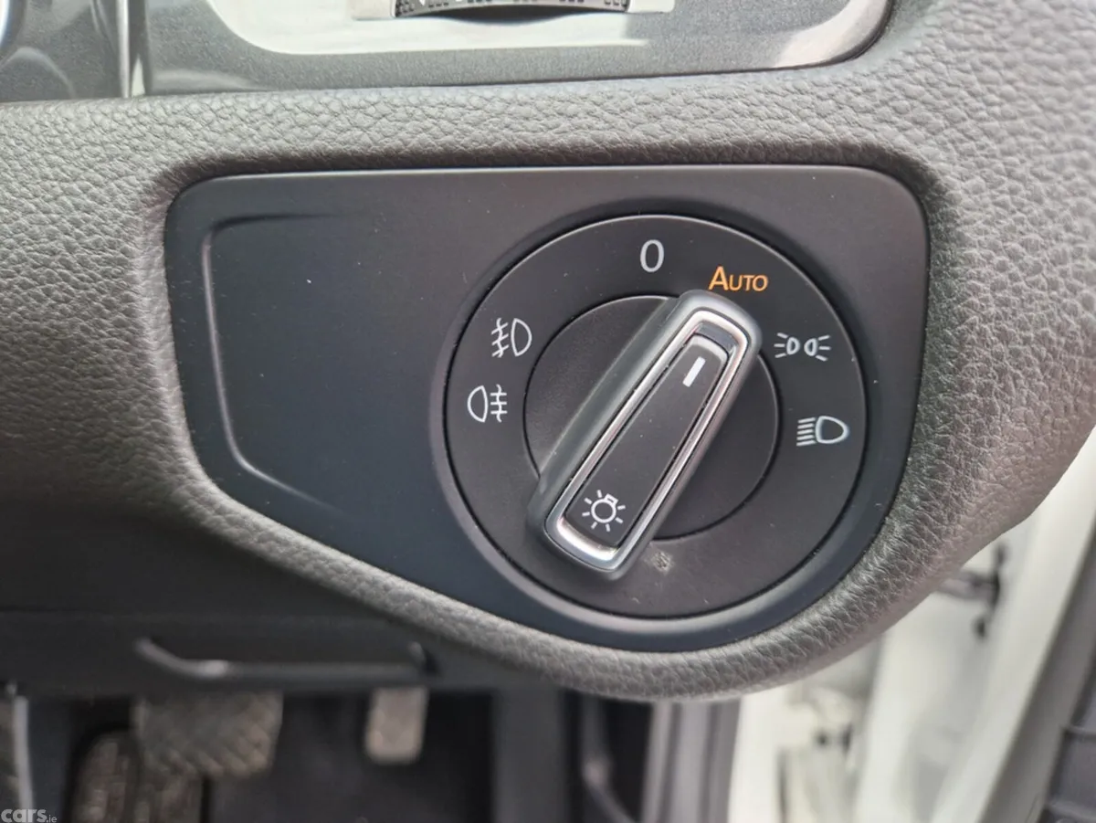Volkswagen Golf Hatchback, Diesel, 2020, White