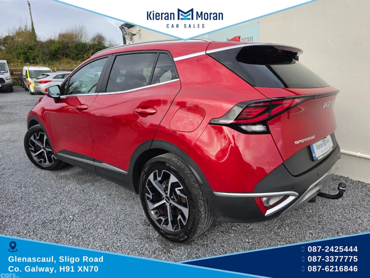 Kia Sportage MPV, Diesel, 2024, Red
