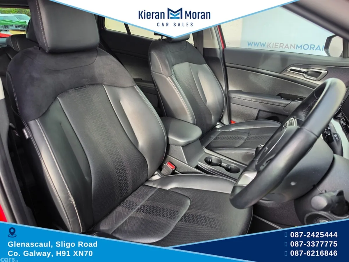 Kia Sportage MPV, Diesel, 2024, Red