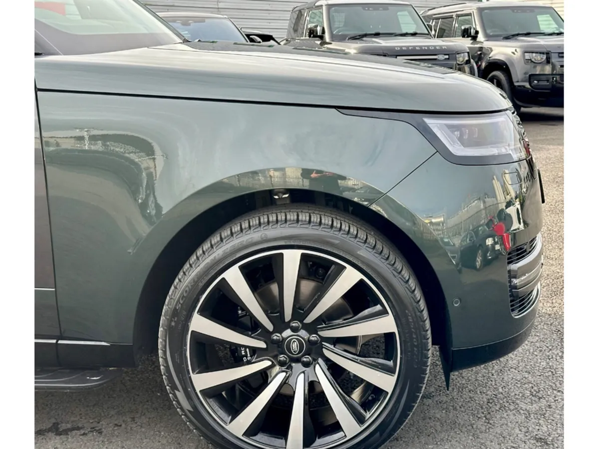 Land Rover Range Rover SUV, Petrol Plug-in Hybrid, 2026, Green