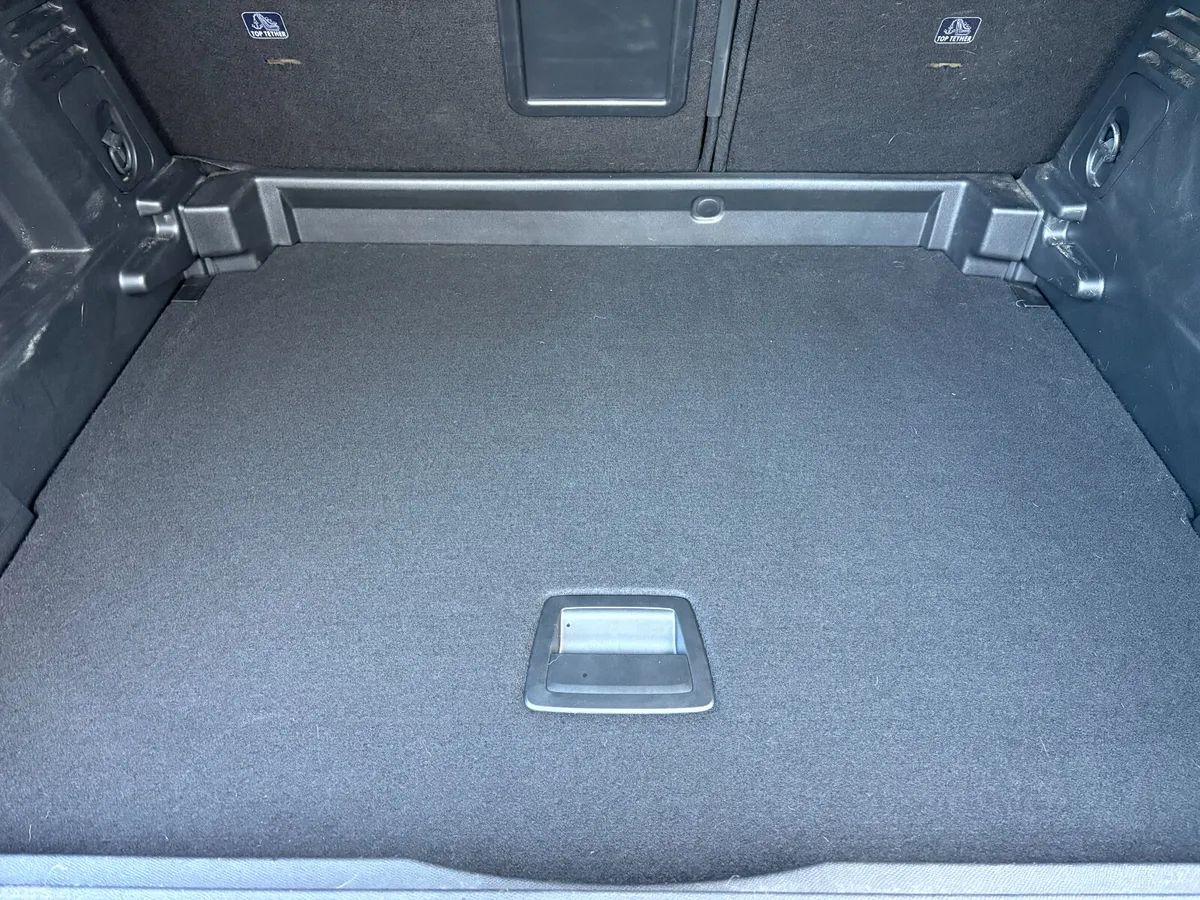 Peugeot 3008 MPV, Diesel, 2020, Grey