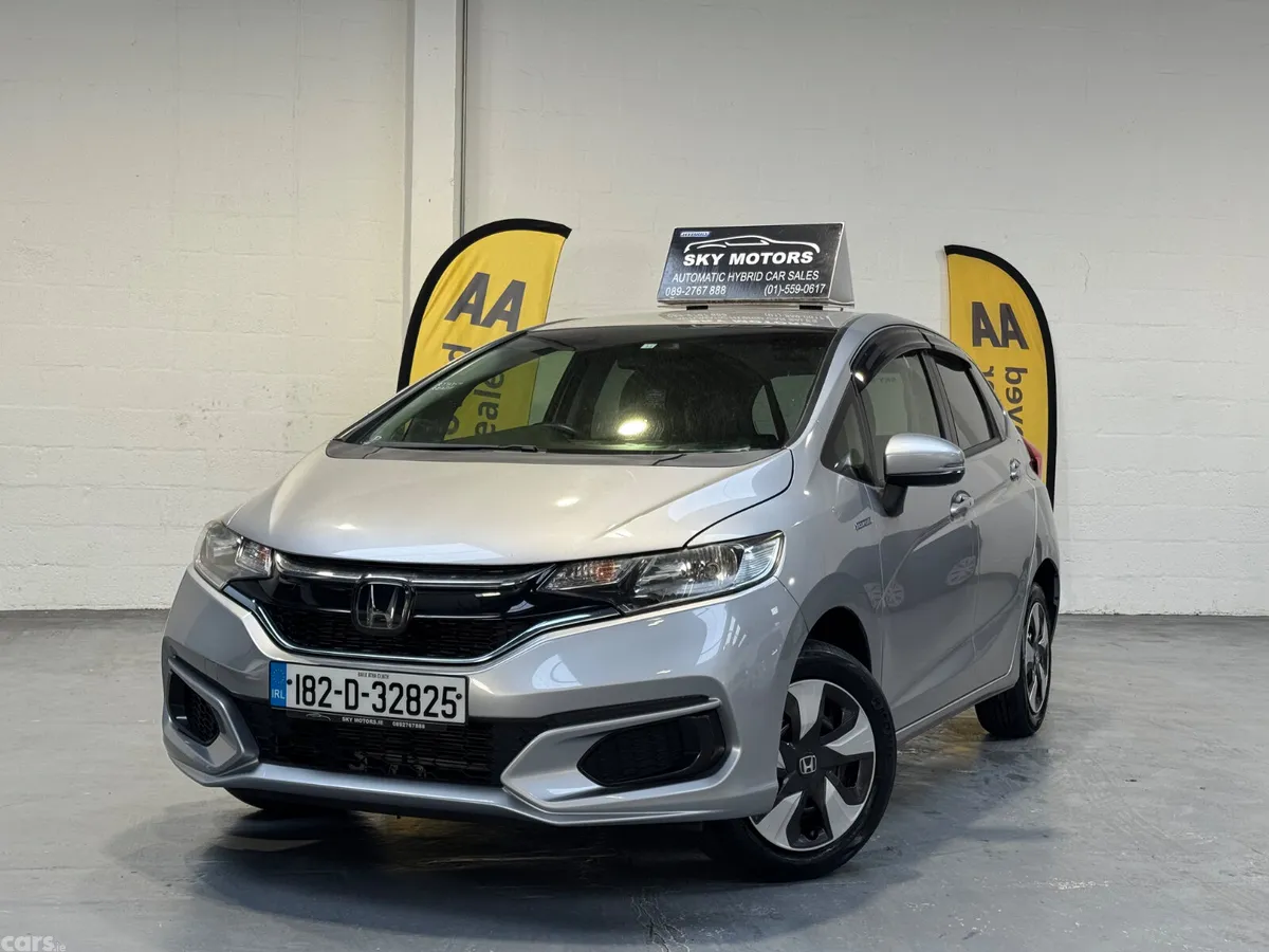 Honda Fit Hatchback, Petrol Hybrid, 2018, Silver