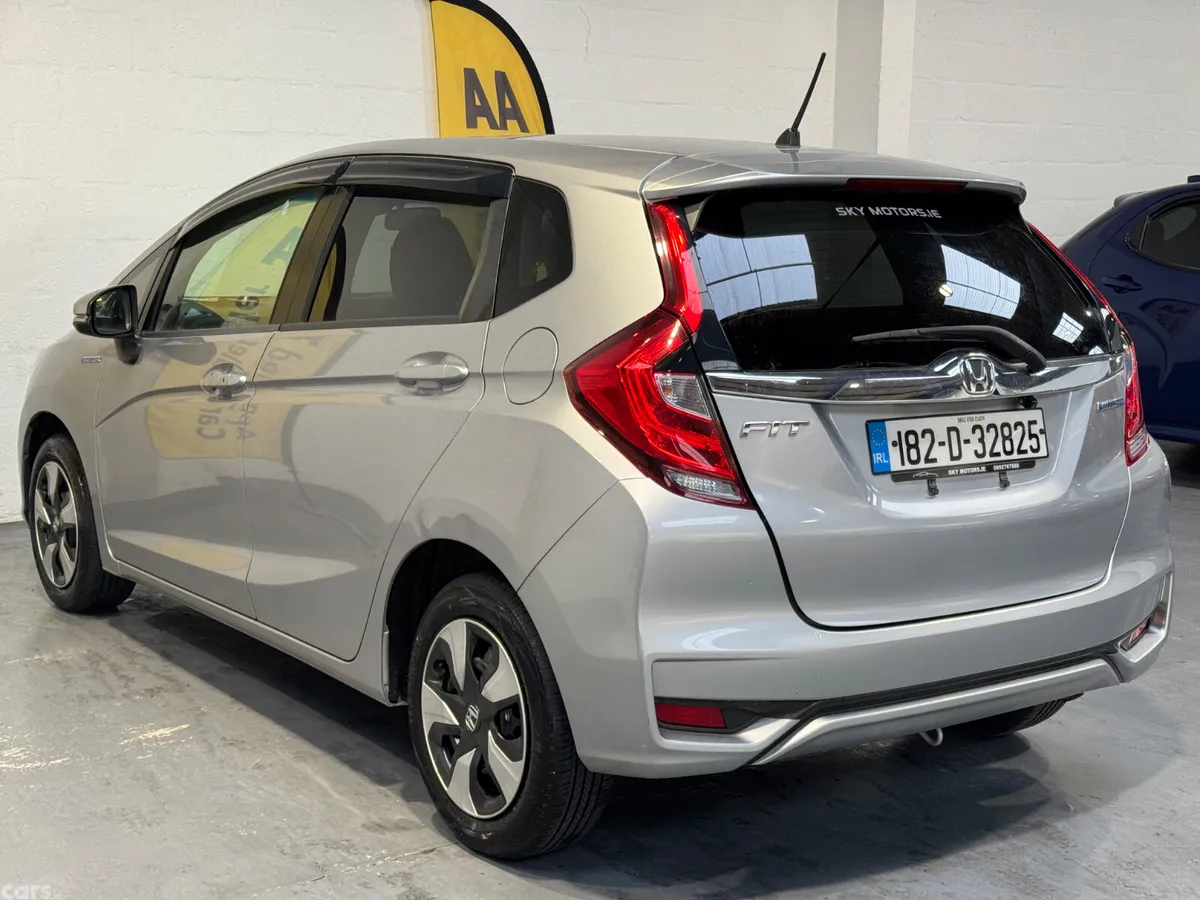 Honda Fit Hatchback, Petrol Hybrid, 2018, Silver