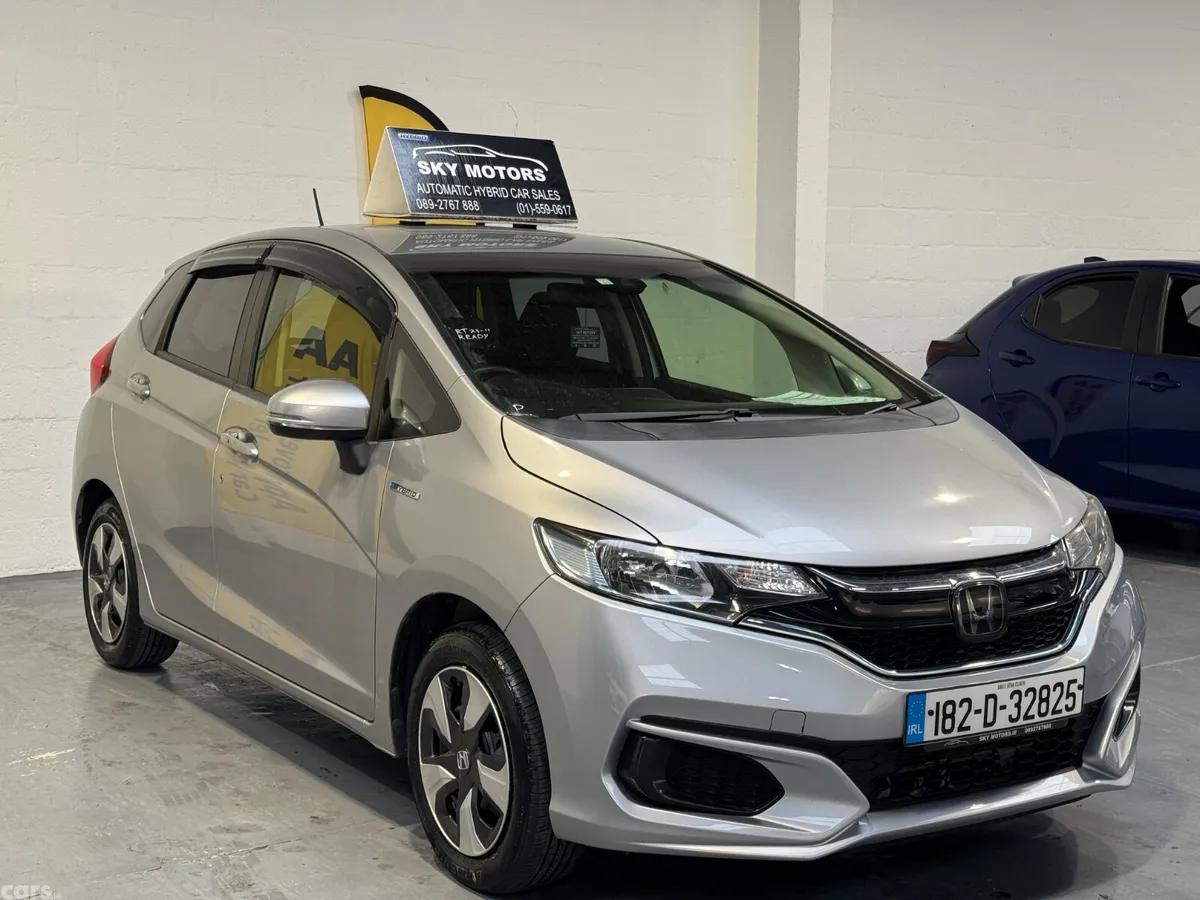 Honda Fit Hatchback, Petrol Hybrid, 2018, Silver