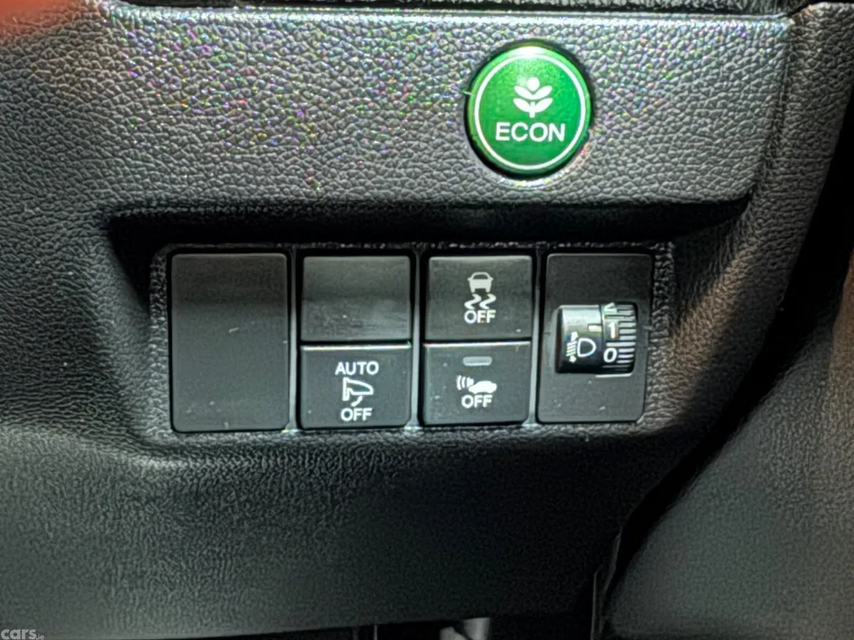 Honda Fit Hatchback, Petrol Hybrid, 2018, Silver