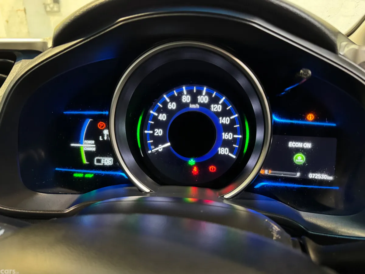 Honda Fit Hatchback, Petrol Hybrid, 2015, Silver