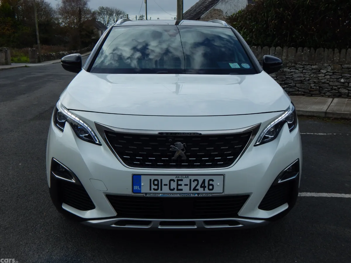 Peugeot 5008 MPV, Diesel, 2019, White