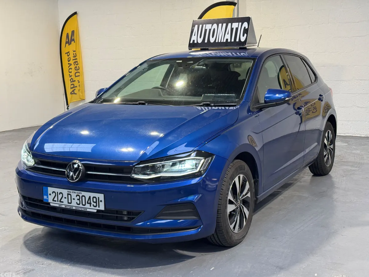 Volkswagen Polo Hatchback, Petrol, 2021, Blue