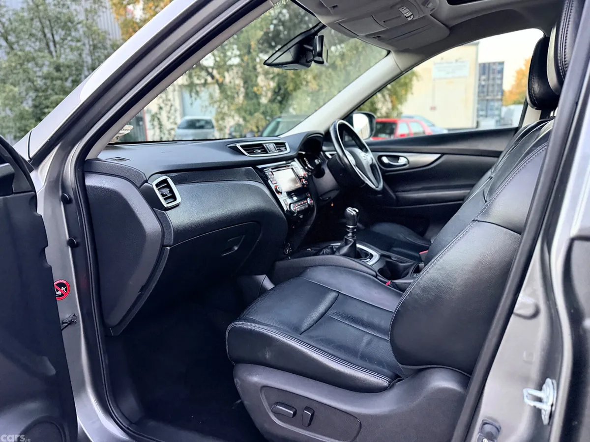 Nissan X-Trail SUV, Diesel, 2017, Grey