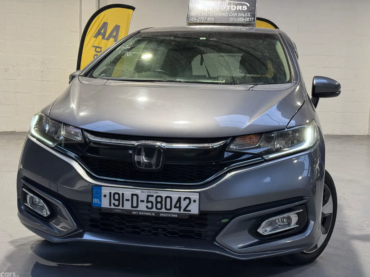 Honda Fit Hatchback, Petrol Hybrid, 2019, Grey