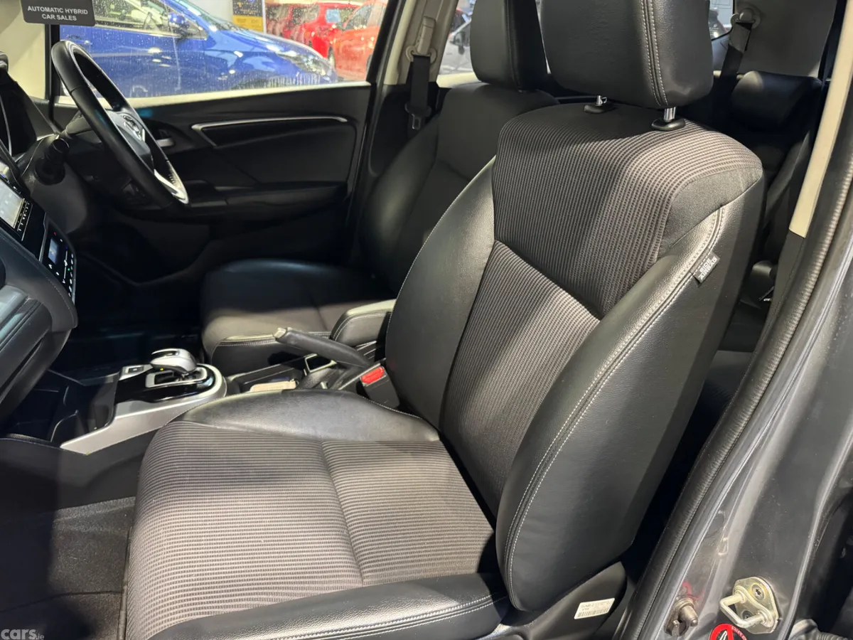 Honda Fit Hatchback, Petrol Hybrid, 2019, Grey