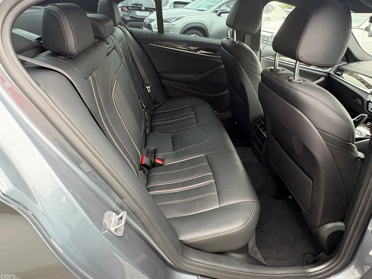 BMW 5-Series Saloon, Petrol Plug-in Hybrid, 2021, Grey