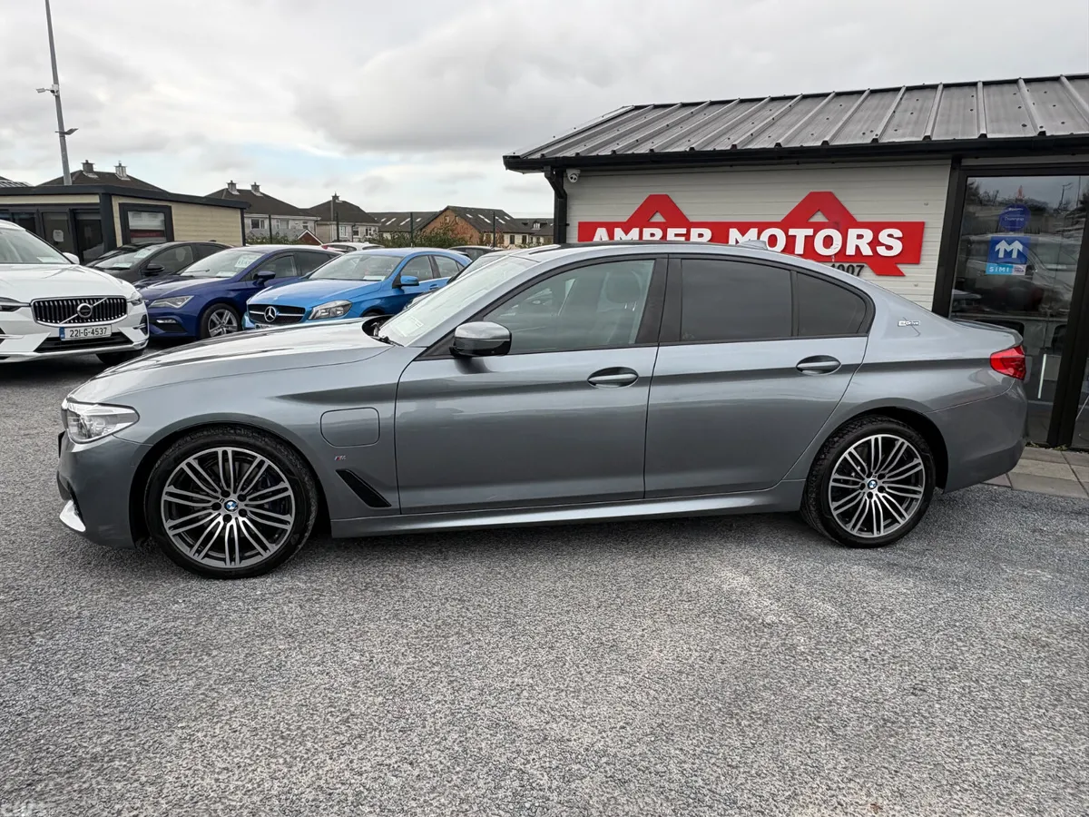 BMW 5-Series Saloon, Petrol Plug-in Hybrid, 2021, Grey