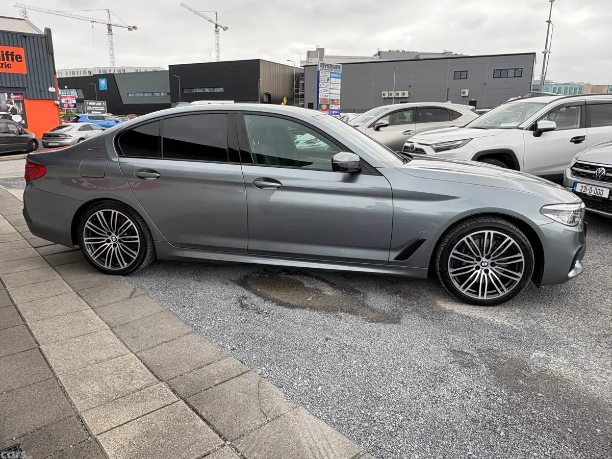 BMW 5-Series Saloon, Petrol Plug-in Hybrid, 2021, Grey