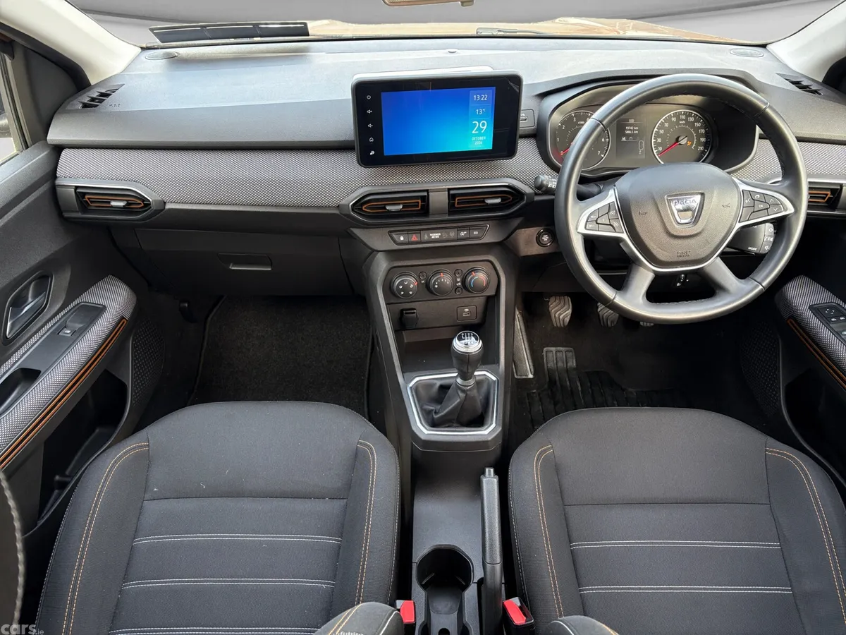 Dacia Sandero Stepway Hatchback, Petrol, 2021, Orange