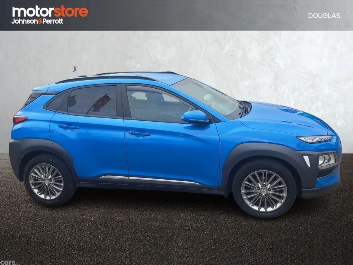 Hyundai KONA MPV, Petrol, 2020, Blue