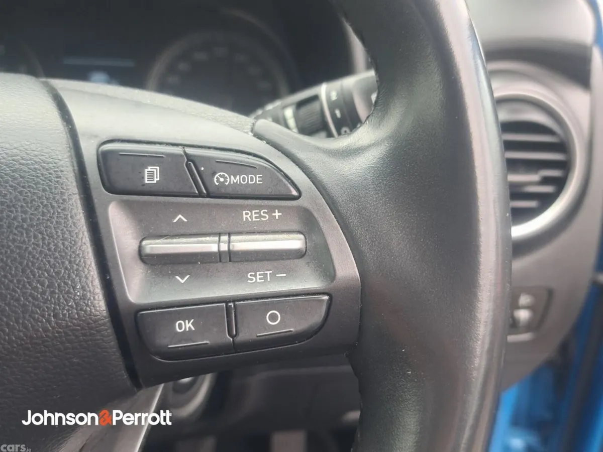 Hyundai KONA MPV, Petrol, 2020, Blue
