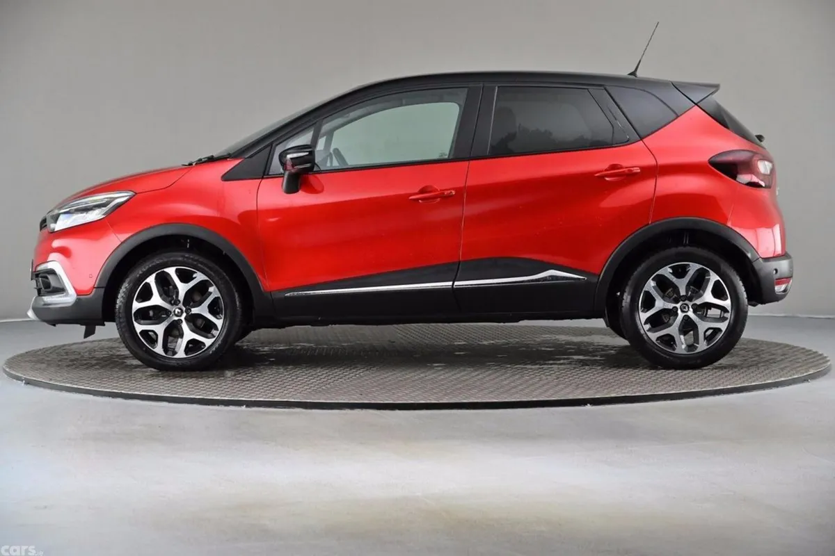 Renault Captur SUV, Diesel, 2019, Red