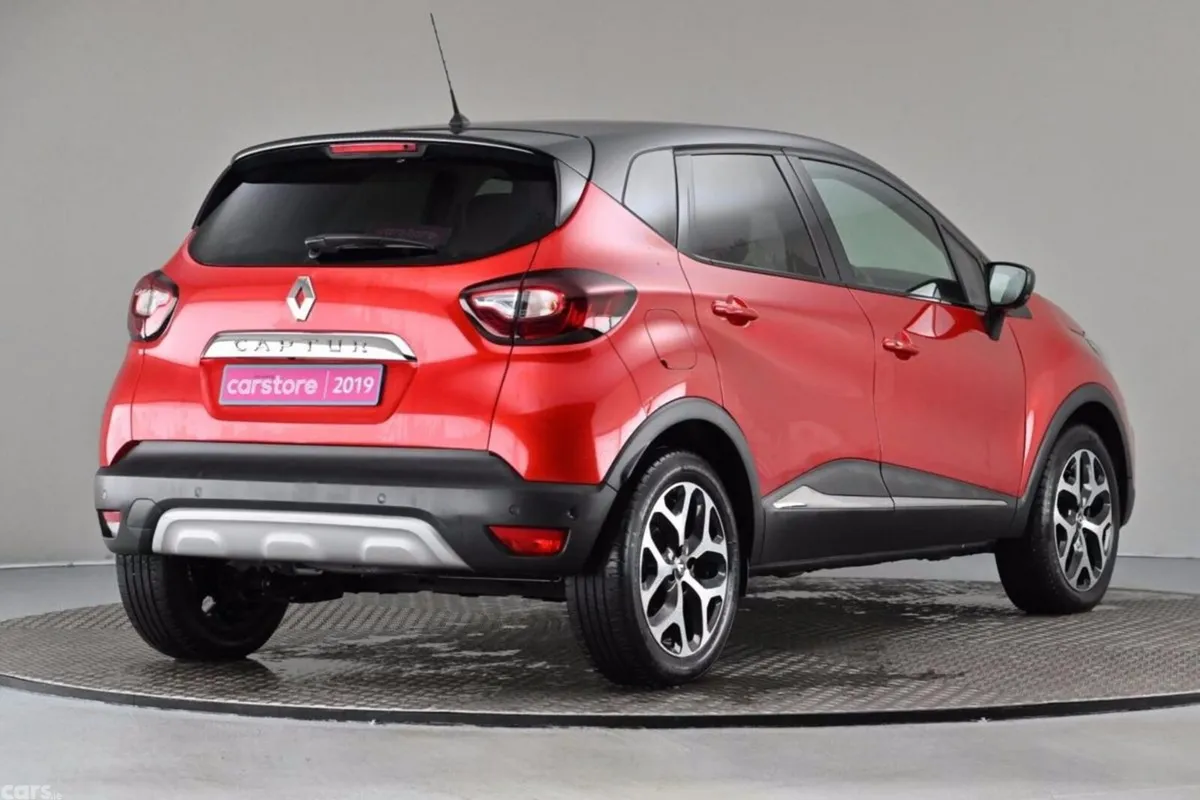 Renault Captur SUV, Diesel, 2019, Red
