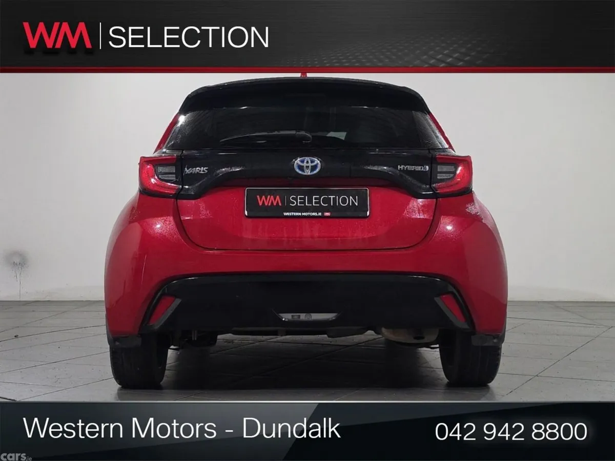 Toyota Yaris Hatchback, Petrol Hybrid, 2023, Red