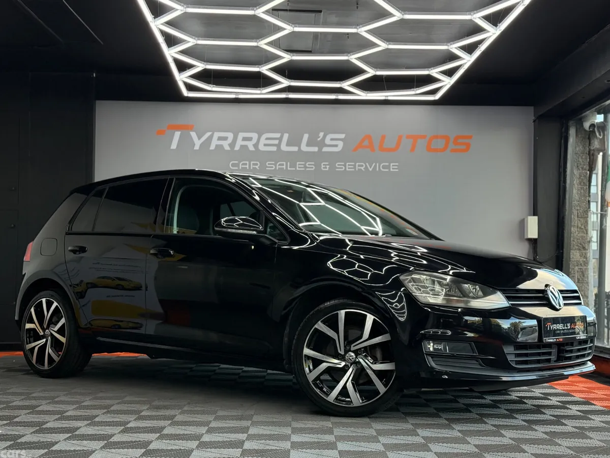 Volkswagen Golf Hatchback, Petrol, 2017, Black