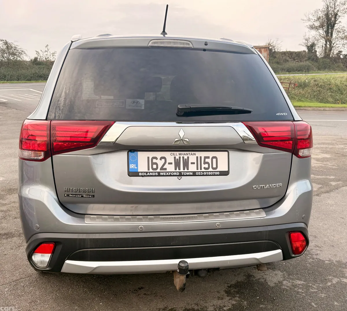 Mitsubishi Outlander SUV, Diesel, 2016, Grey