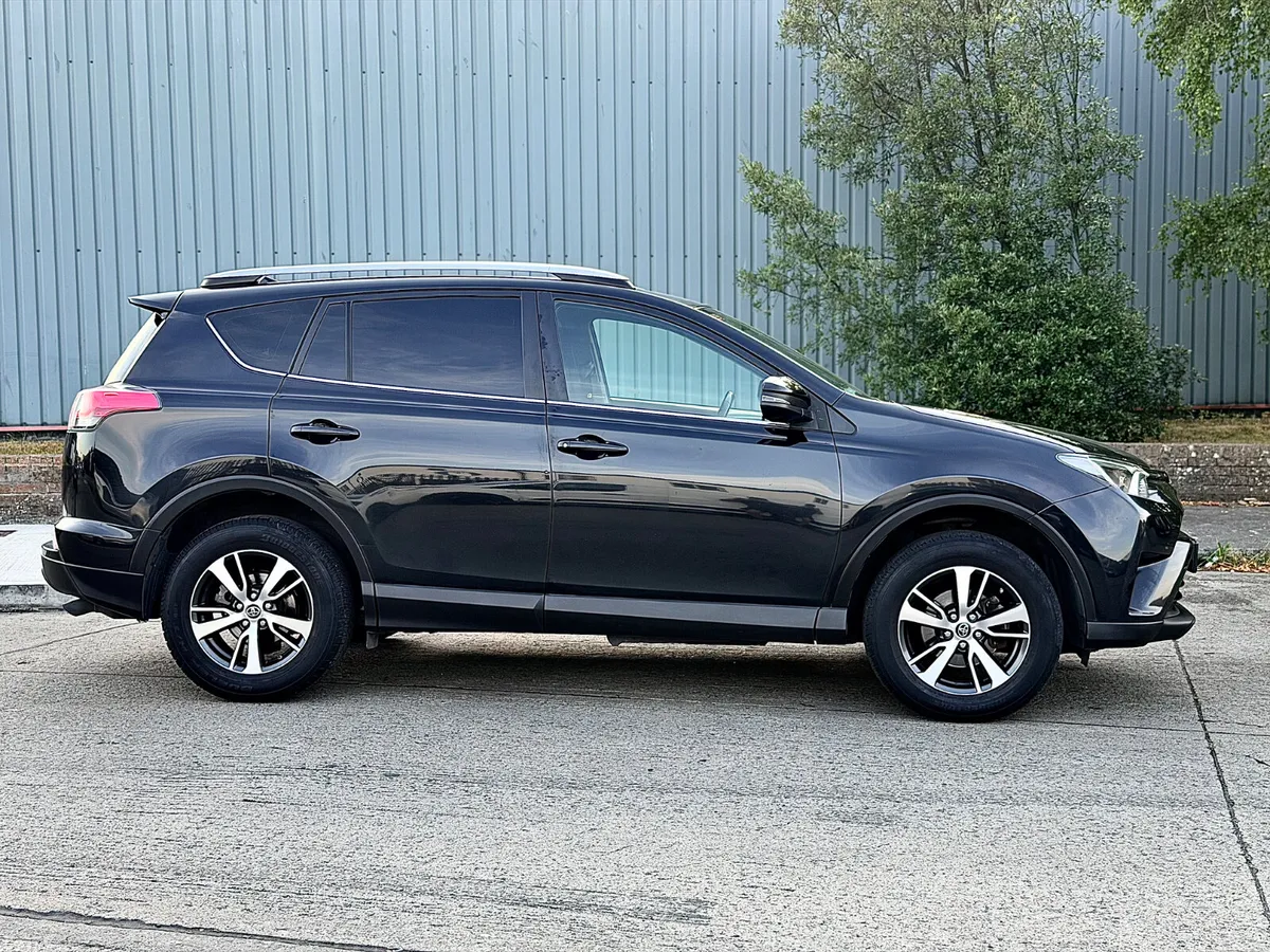 Toyota RAV4 SUV, Diesel, 2017, Black
