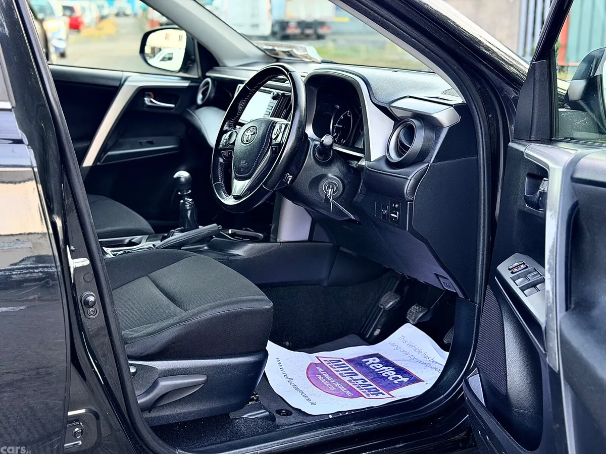 Toyota RAV4 SUV, Diesel, 2017, Black