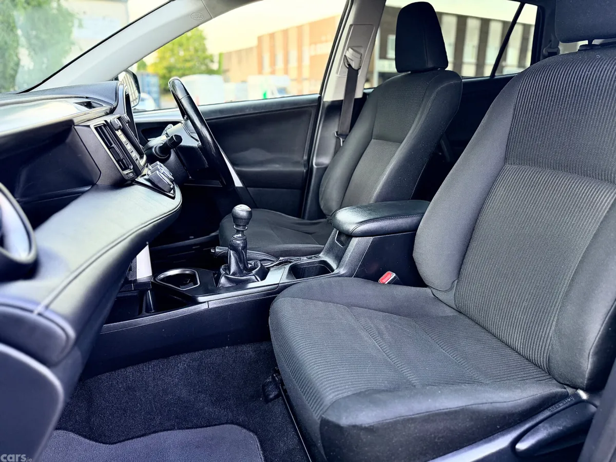 Toyota RAV4 SUV, Diesel, 2017, Black