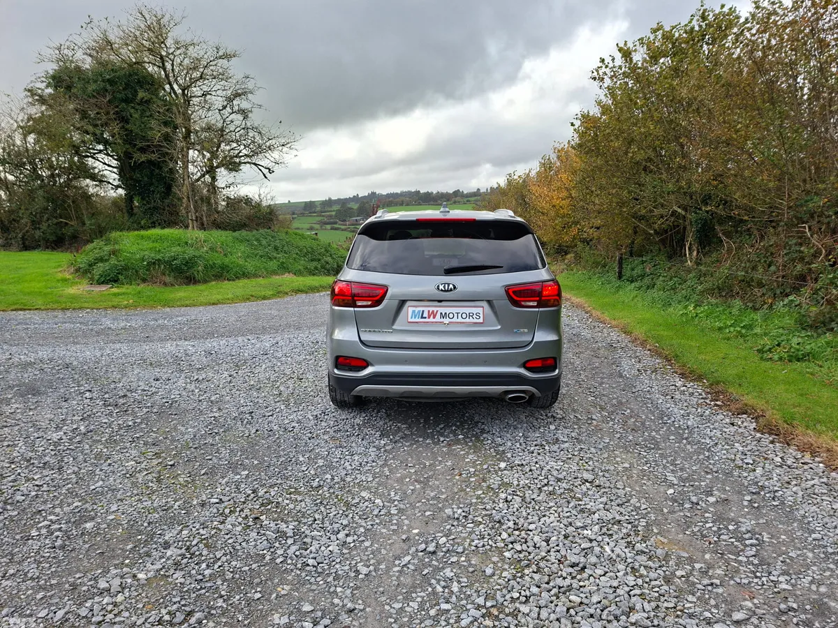 Kia Sorento SUV, Diesel, 2019, Grey