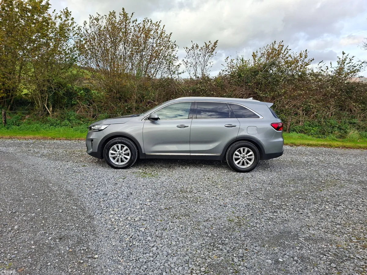 Kia Sorento SUV, Diesel, 2019, Grey