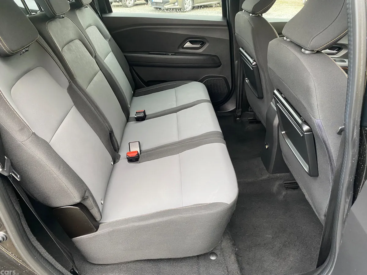 Dacia Jogger MPV, Petrol, 2024, Black