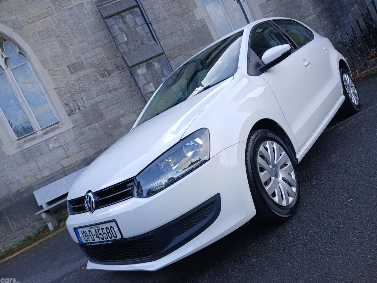 Volkswagen Polo Hatchback, Petrol, 2013, White