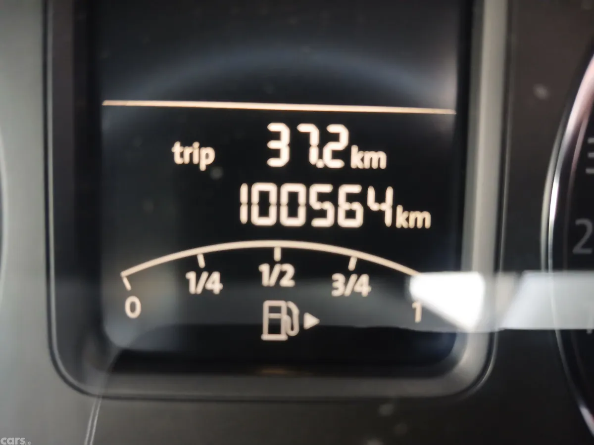 Volkswagen Polo Hatchback, Petrol, 2013, White